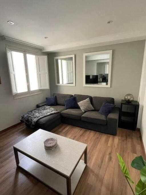 Apartamento IV Alcalaretiro Ideal Parejas Madrid Exterior photo